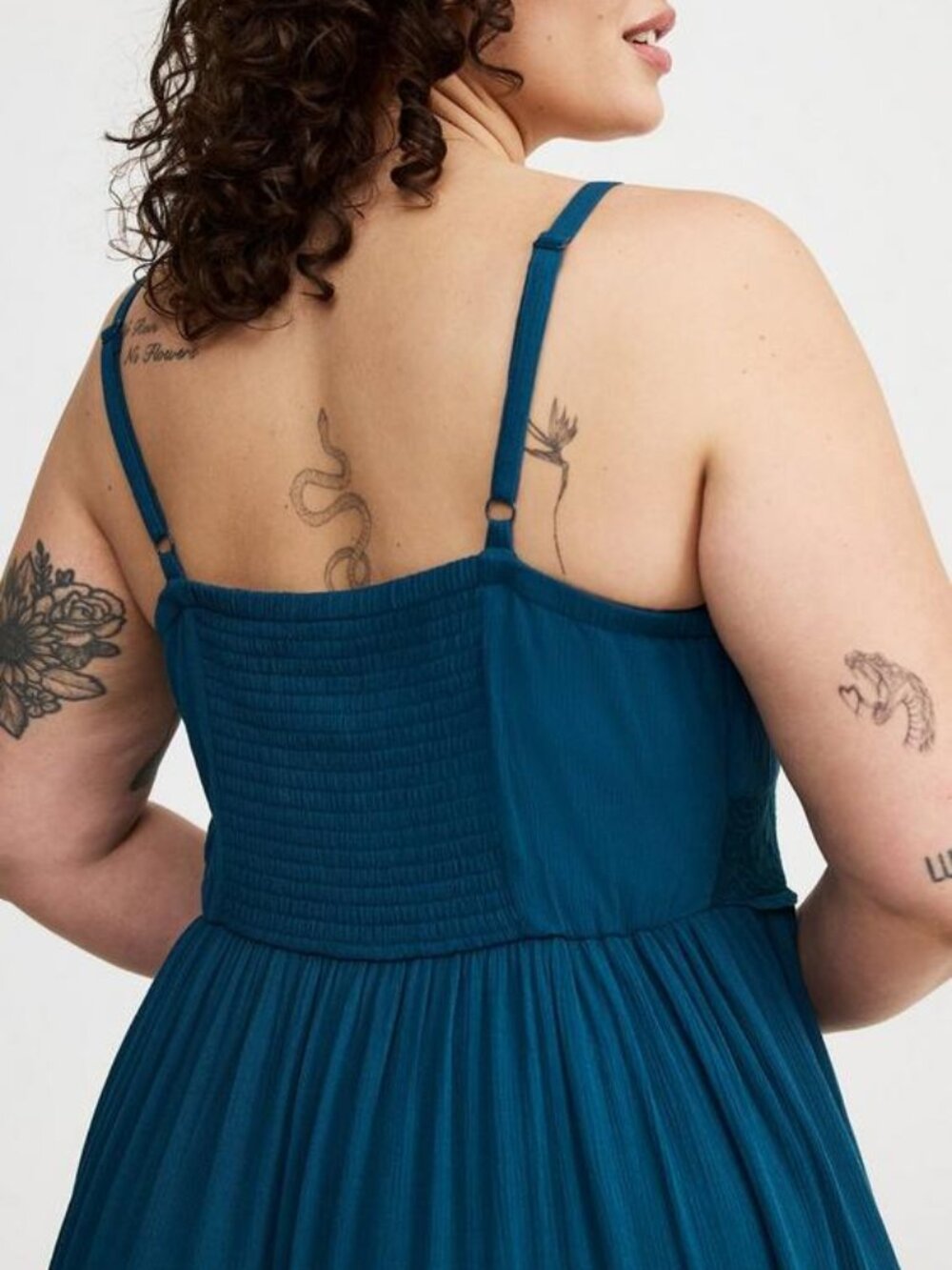 Teal Lace-Trim Maxi Dress - Women's - Picture 2 of 4